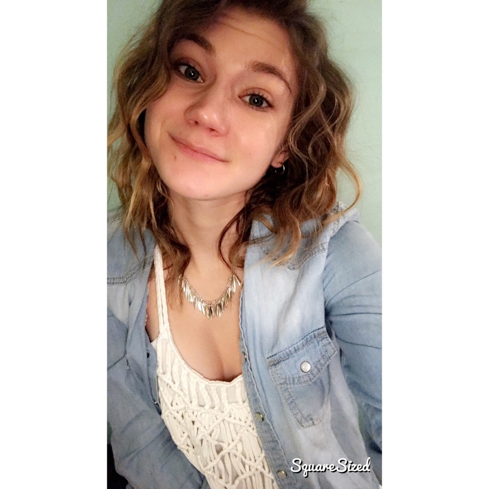 Meet your Posher, Catie